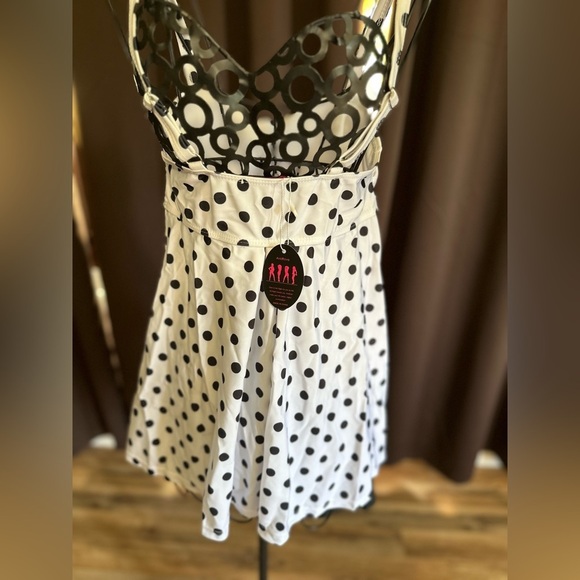 AvidLove Two Piece Tankini Set Swimwear Suit With Shorts​​ - Picture 3 of 4